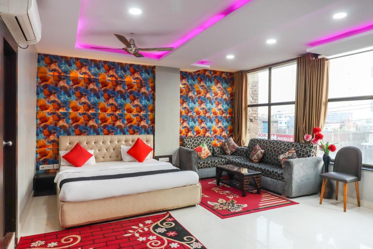 Capital O 70631 Hotel Dwarka International Darbhanga エクステリア 写真